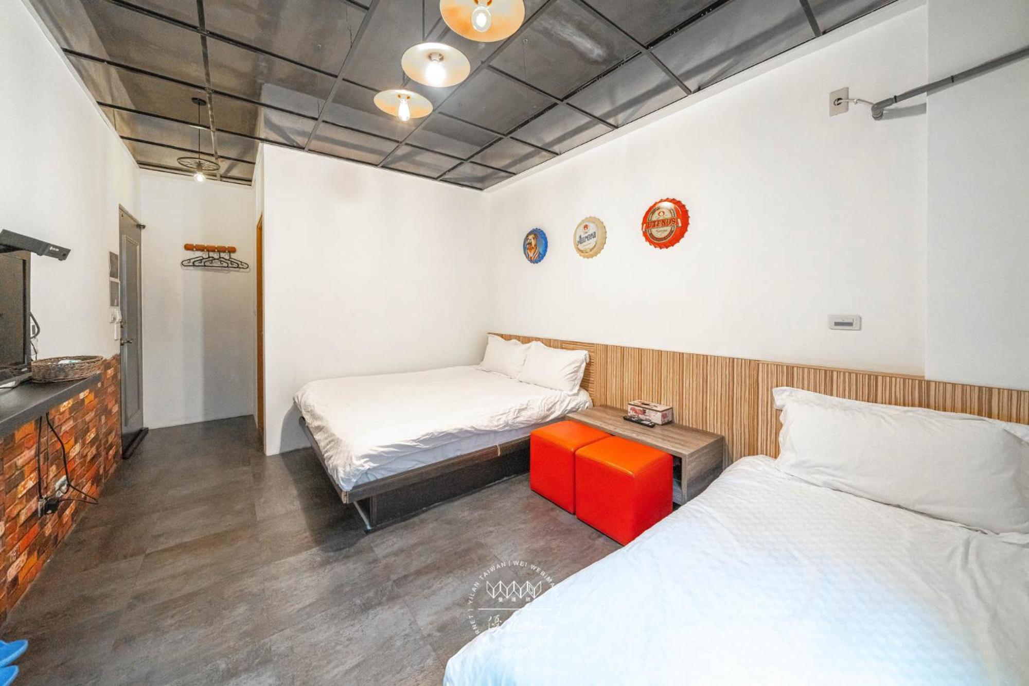 羅東夜市 工業loft旅宿 Loft House Luodong Exterior foto